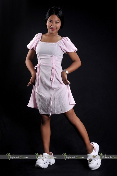 Avery gurung – Gallery 6